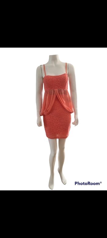 Magnifique robe neuve étiquetée taille 36