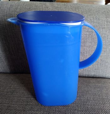 Pichet Tupperware