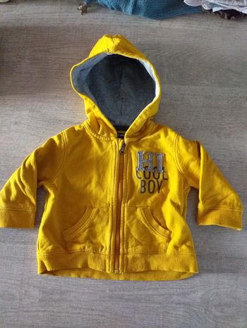 Gilet à capuche Kiabi garçon 6 mois
