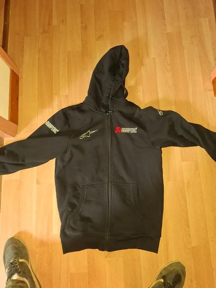 Veste cakrapovic
