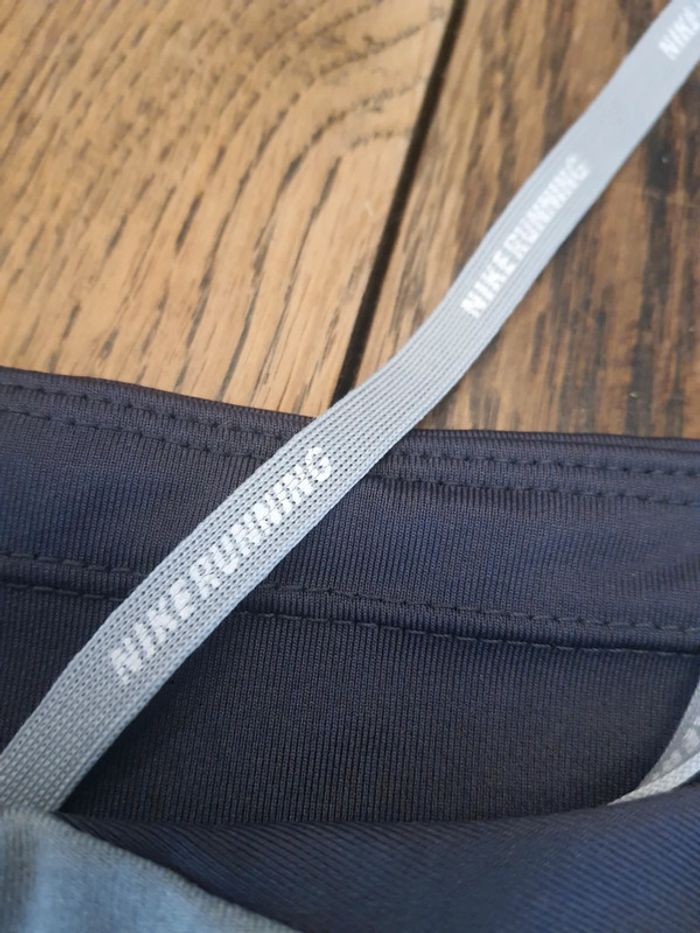 Short sport femme Nike Running taille L noir/gris - photo numéro 8