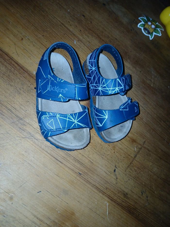 Claquettes /sandales bébé kickers - photo numéro 4