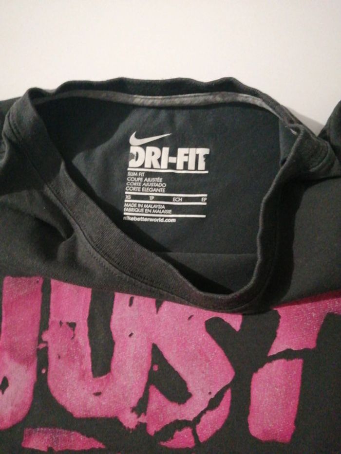 Tee shirt Nike - photo numéro 2