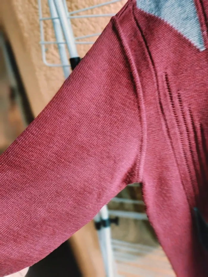 Pull homme T 4 en laine bordeaux - photo numéro 3