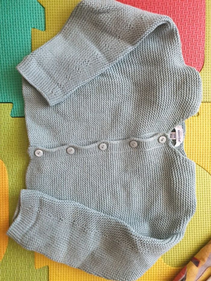 Lot vêtements fille 18 mois fête Noël jour de l'an, robes, blouson, gilets, chaussures Absorba - photo numéro 6