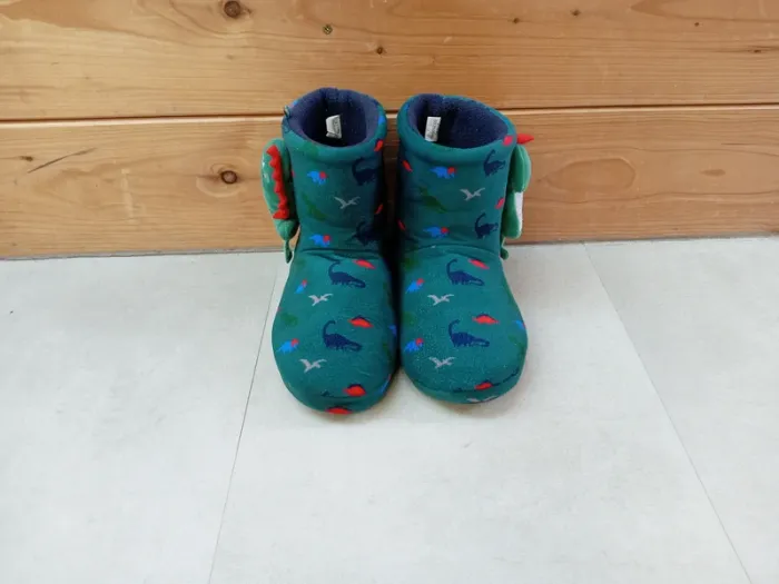 Paire de pantoufles taille 32-33 - photo numéro 2