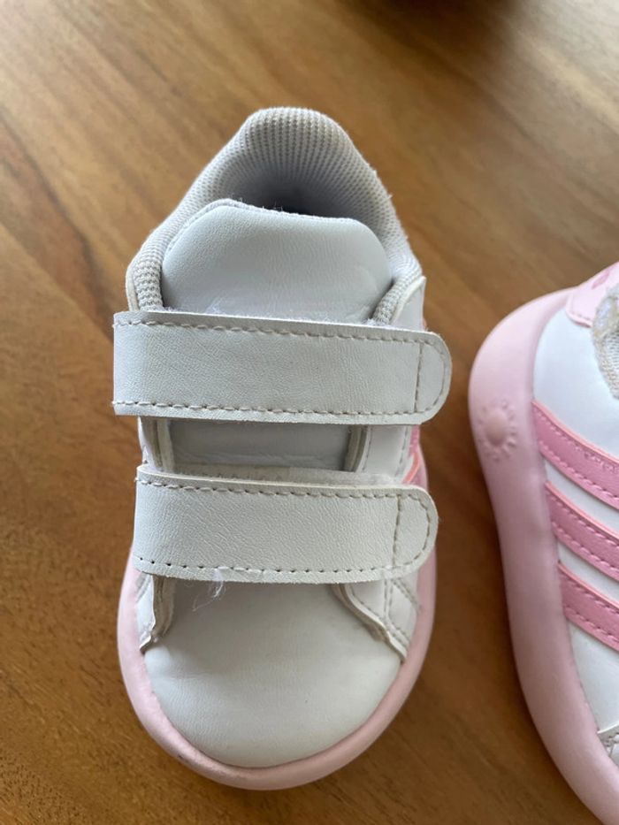 Basket adidas grand court blanche et rose T.20 - photo numéro 6