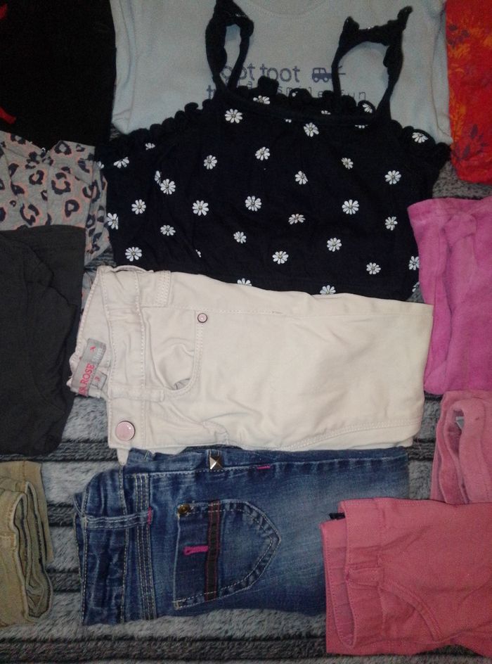 Lot fille 3 ans - photo numéro 4