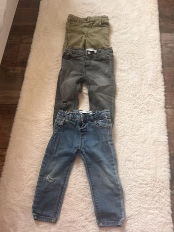 Lot jeans bébé fille