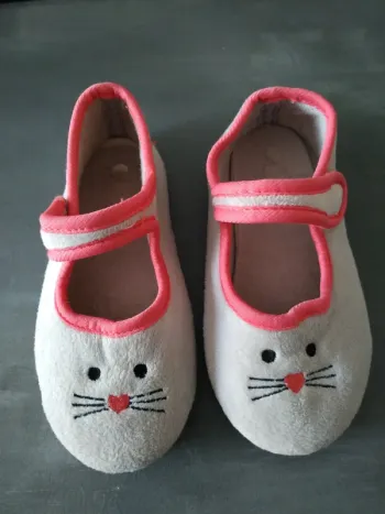 Chaussons fille P30