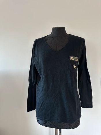 Pull noir angora