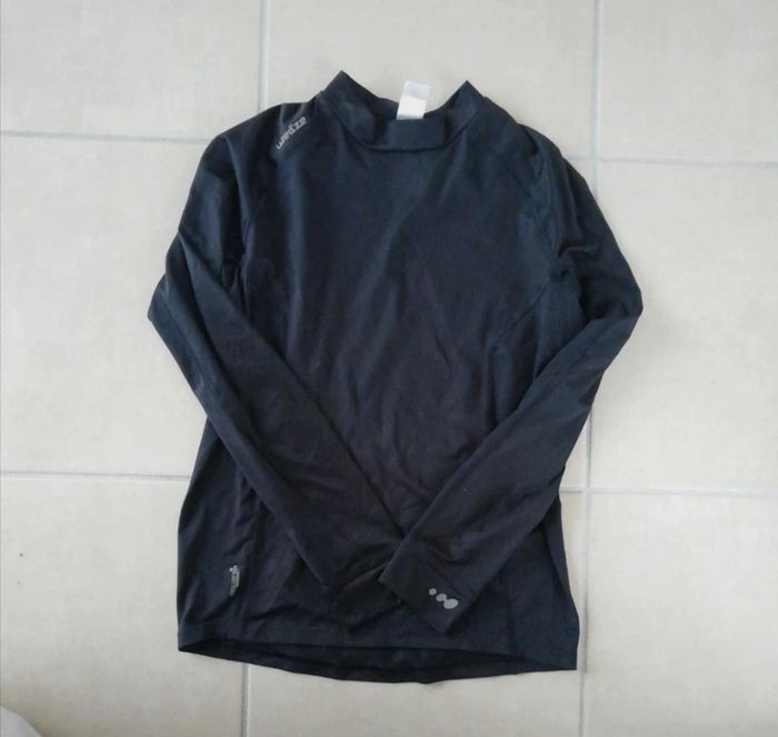 Haut de sport taille 14 ans