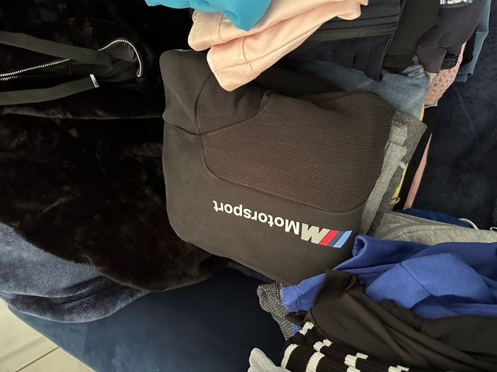 lot de vêtements - photo numéro 3