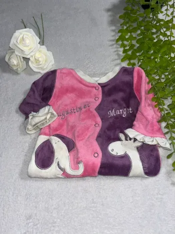 Très beau pyjama 1 pièce bébé fille bicolore