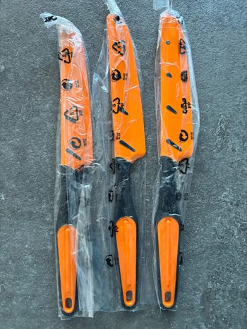 3 Spatules longues Tupperware neuves