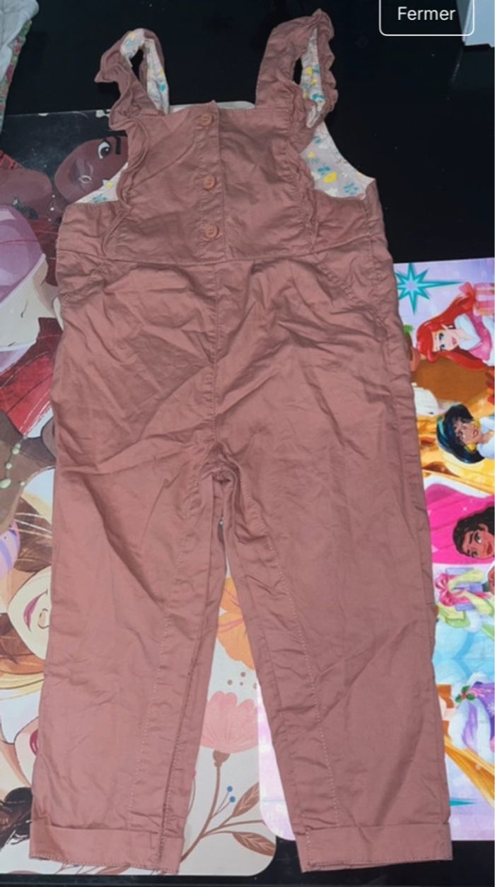 Lot de 7 vêtements + chausson fille, 2 ans - photo numéro 5