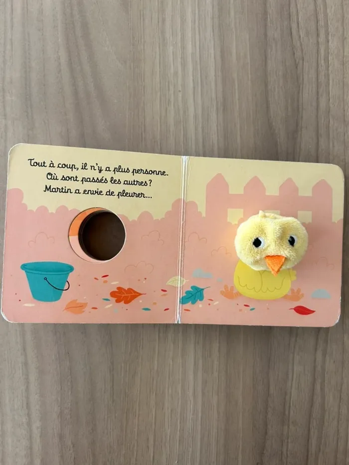 Livre marionnette Martin petit poussin - photo numéro 7