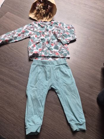 Magnifique ensemble fille 12 mois