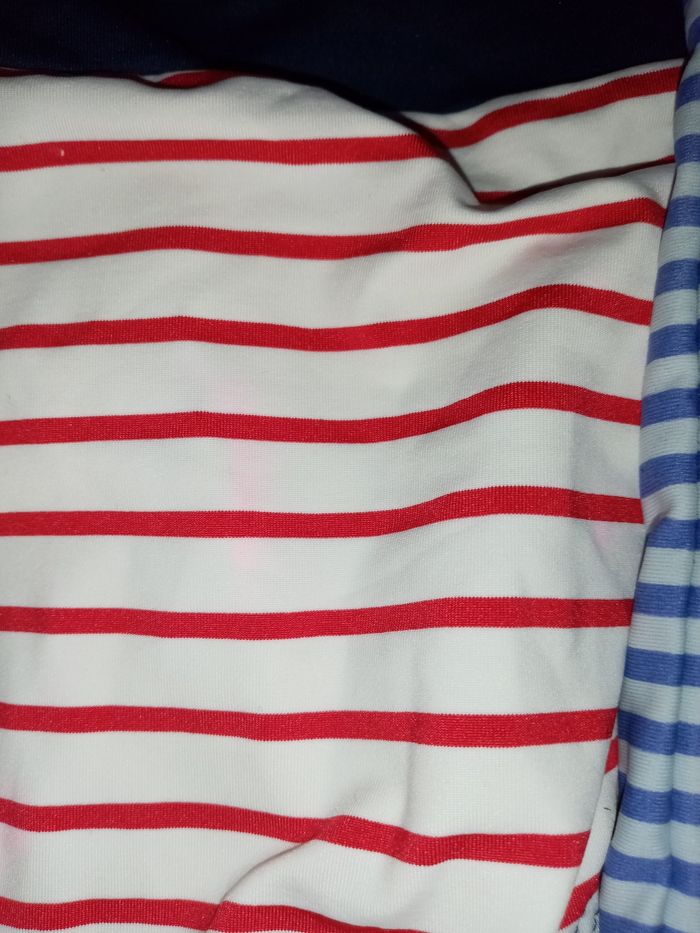 2 ans lot de 2 maillot de bain 1 pièces /Excellent état - photo numéro 3