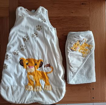 Lot gigoteuse + serviette de bain Disney