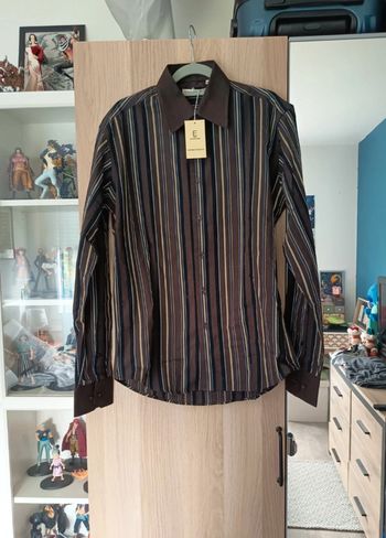Chemise rayé marron noir et bleu marine 
Neuve Emporio - Taille M