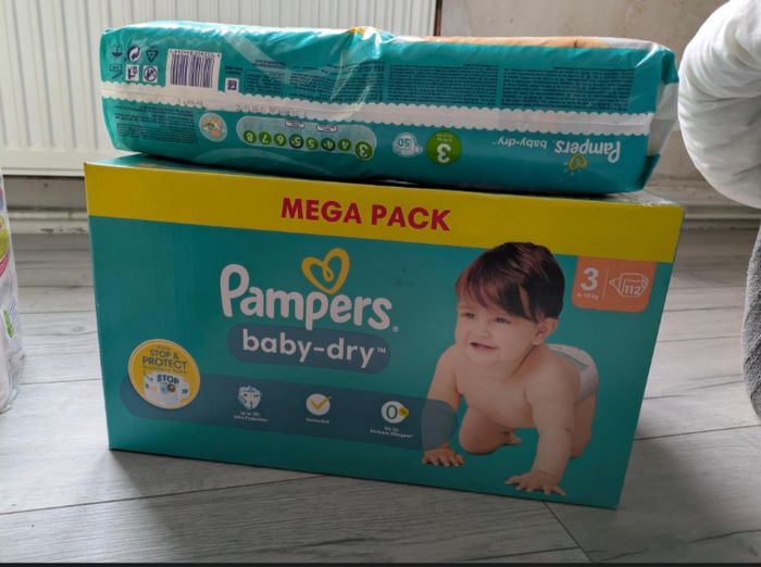 162 couches Pampers taille 3