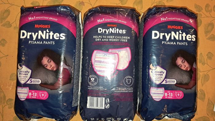 3 paquets de drynites fille 8-13 ans par 9 couches