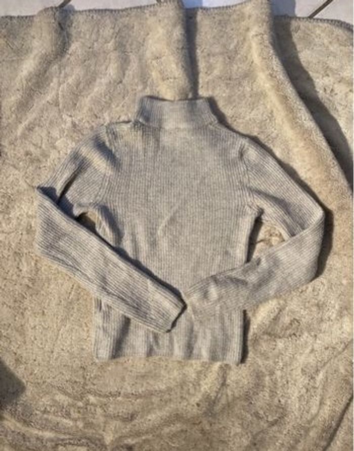Pull gris col montant