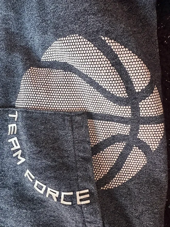 Sweat gilet zippé Okaïdi 8 ans - photo numéro 2
