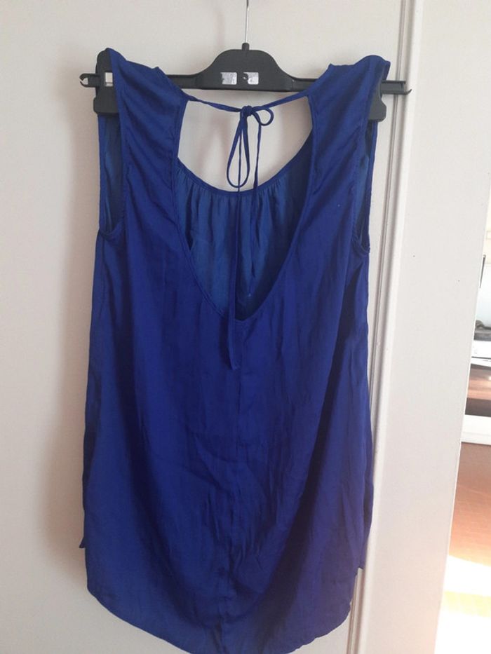 Haut fluide bleu - photo numéro 3
