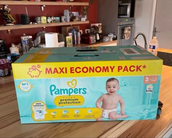 Couches Pampers premium taille 3