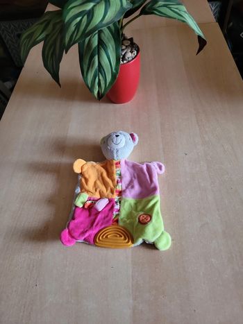 Doudou plat babysun ours grelot naissance