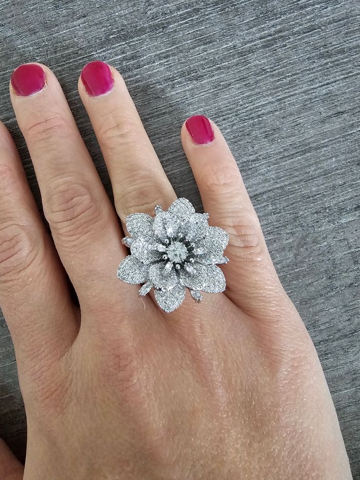 Bijou bague femme argenté ajustable grosse fleure 18€ - photo numéro 4