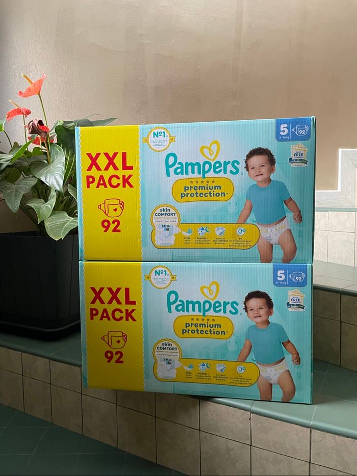 Lot 2 cartons xxl couches Premium T5