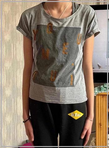 T  shirt  taille  11ans