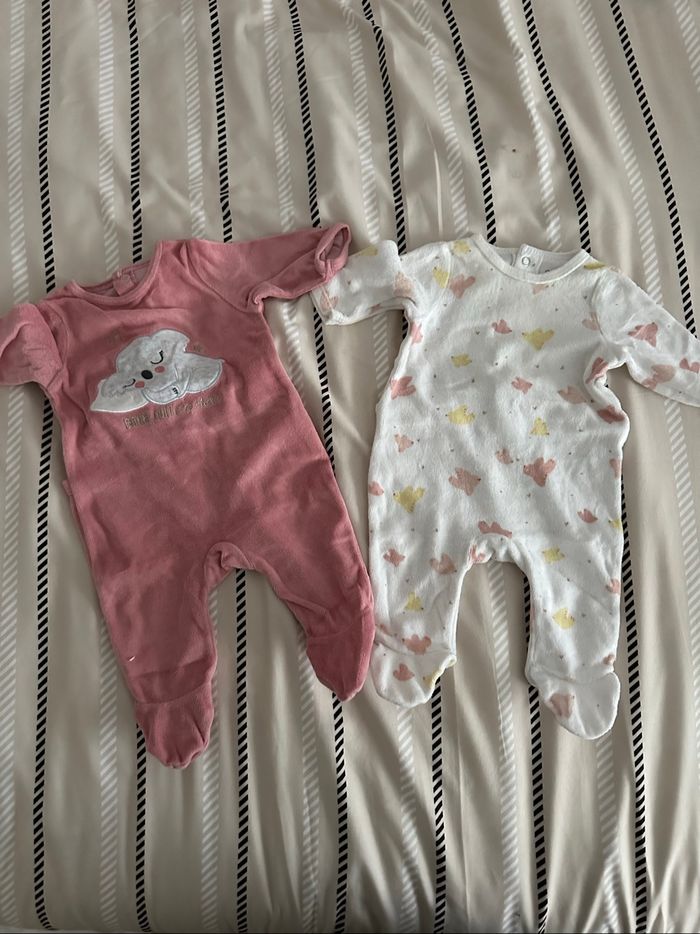 Lot de 9 pyjamas Kiabi , gémo - photo numéro 2