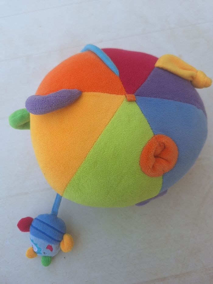 Boule en mousse bébé - photo numéro 2