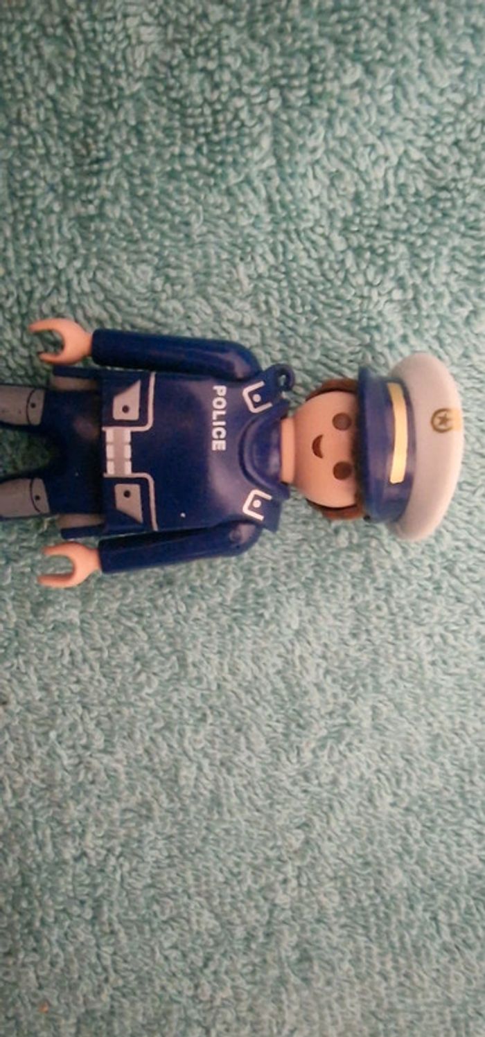 Playmobil 4023 Fourgon Equipé et Policiers - photo numéro 12