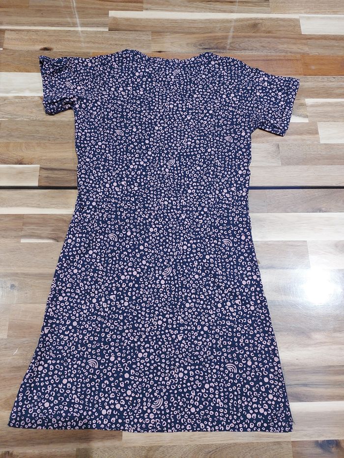 Robe rose et violette - photo numéro 2