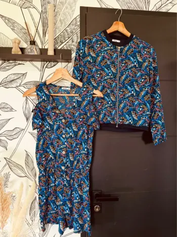 Taille 12 ans Combishort et veste d’été fille Gemo bleu et moutarde 🌹