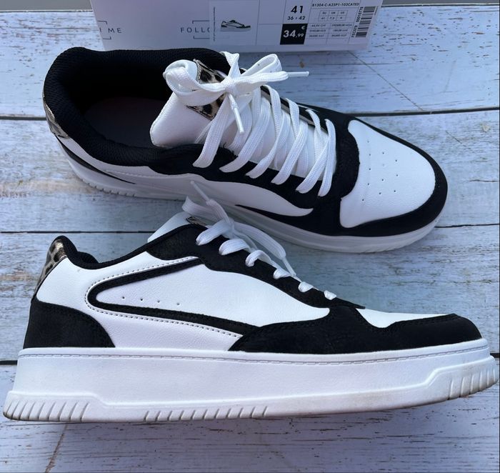 Baskets blanches noires et léopard - photo numéro 5