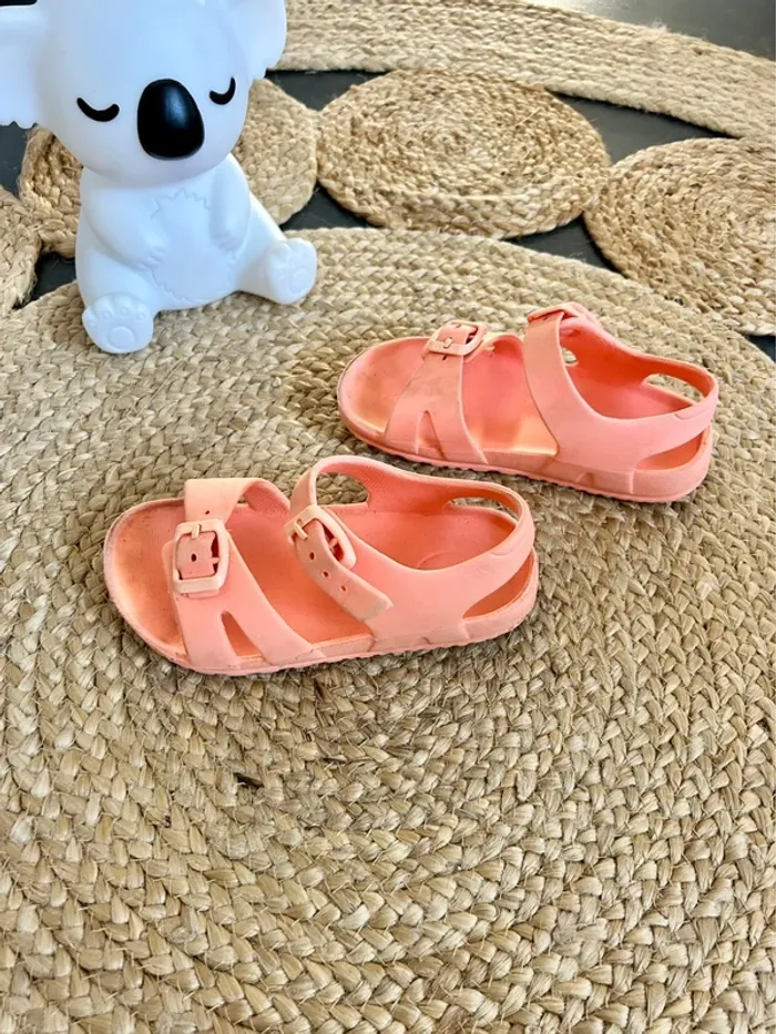 Sandales rose corail souple pointure 27/28 - photo numéro 5