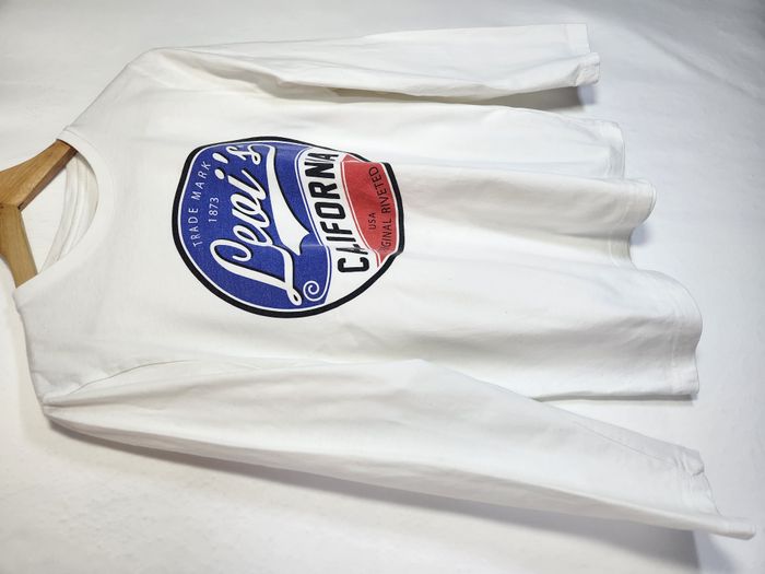 T-shirt blanc Levi's Taille 14ans / XS - photo numéro 2