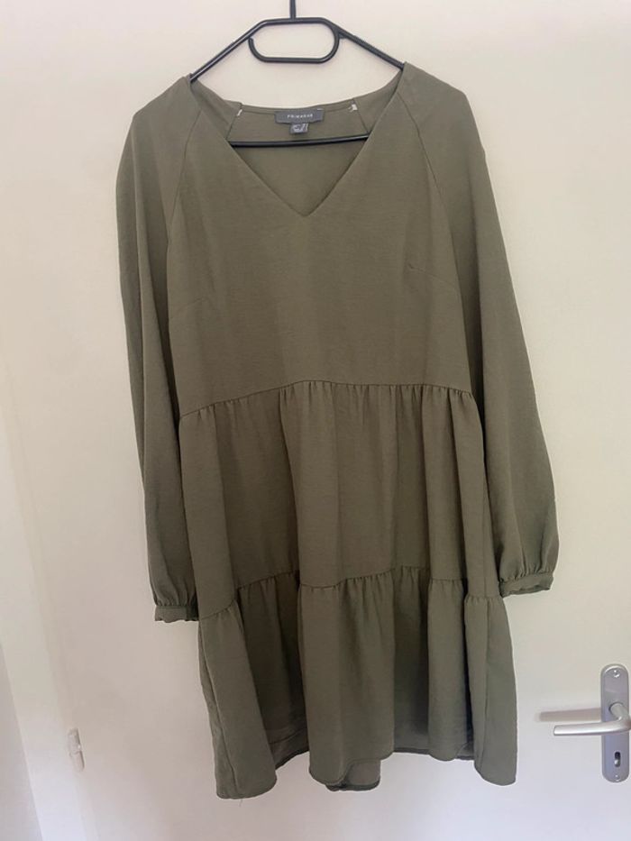 Robe verte kaki - photo numéro 2