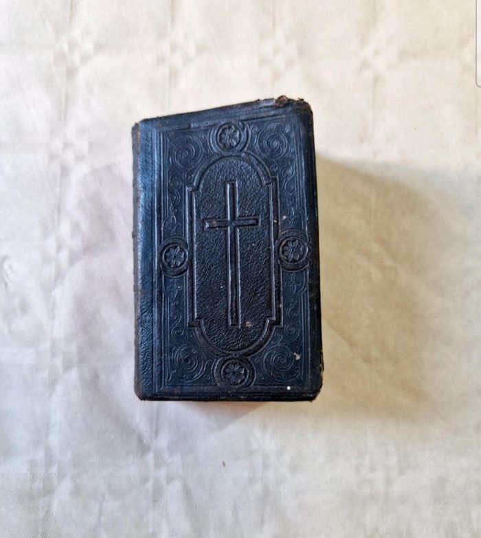 Livre Ancien Alfred Mame et Fils Paroissien Romain 1874