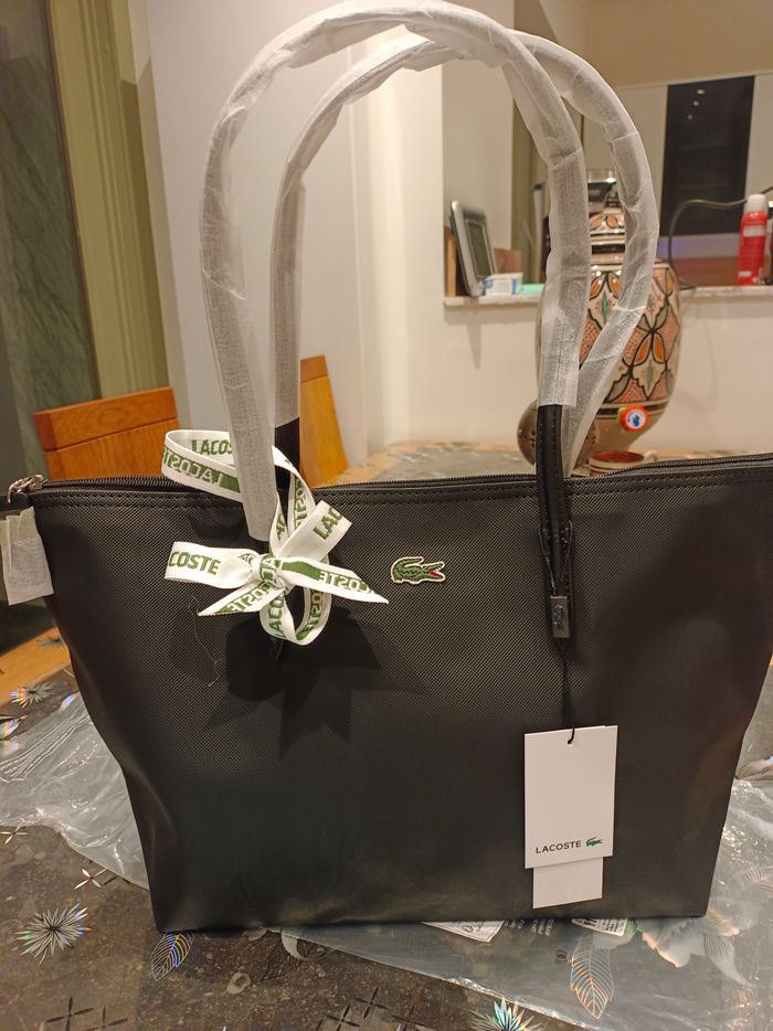 Sac lacoste - photo numéro 9