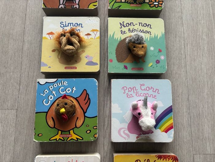 Lot 11 livres marionnettes doigt - photo numéro 3