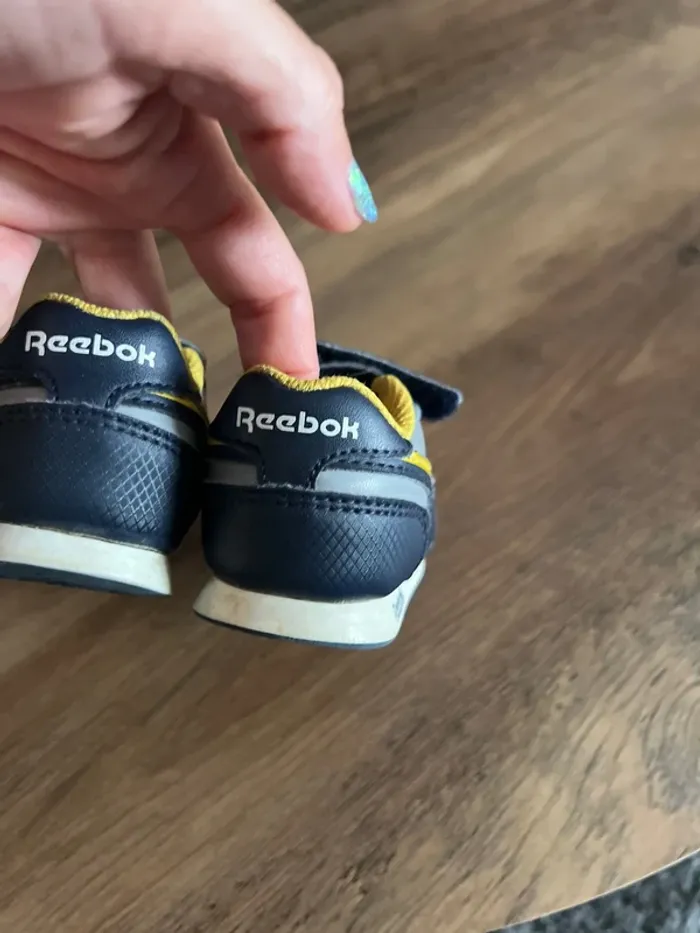 Basket reebok 19,5 - photo numéro 4