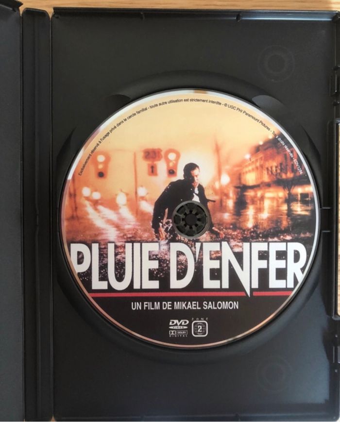 Pluie d’enfer - photo numéro 3