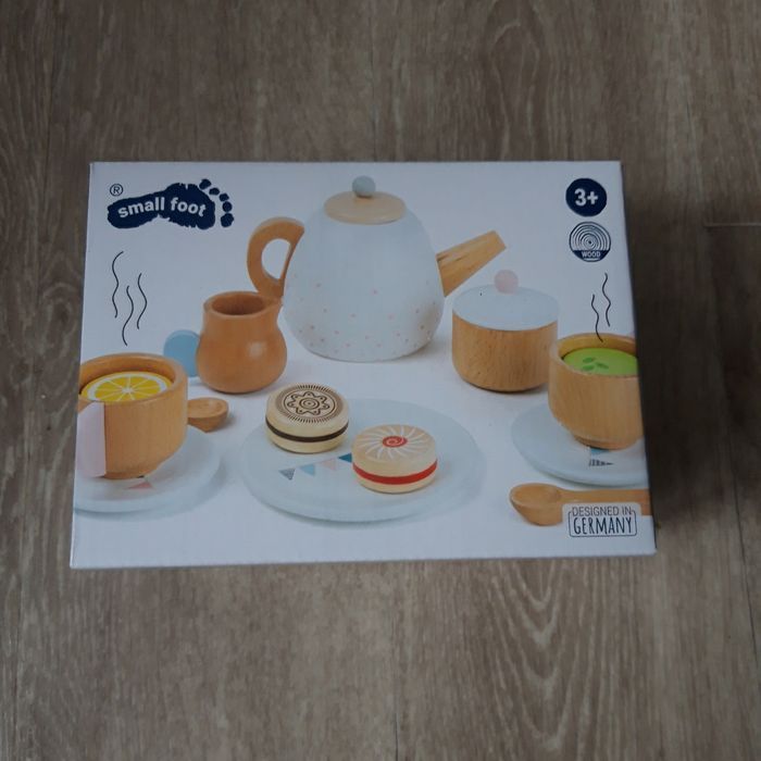 Jouet en bois service à thé NEUF